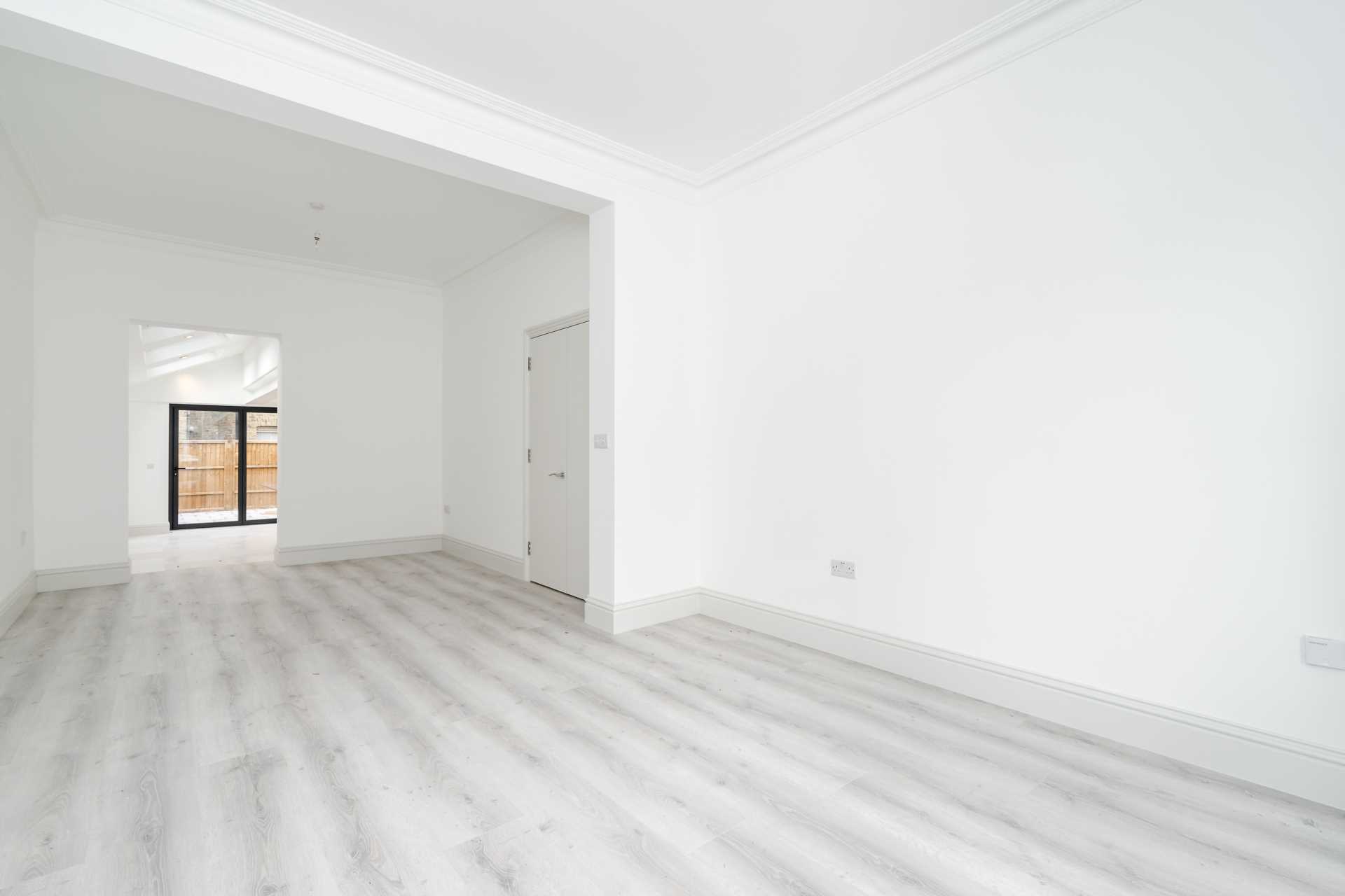 Cobbold Road, Wendell Park, Shepherds Bush, W12, Image 4