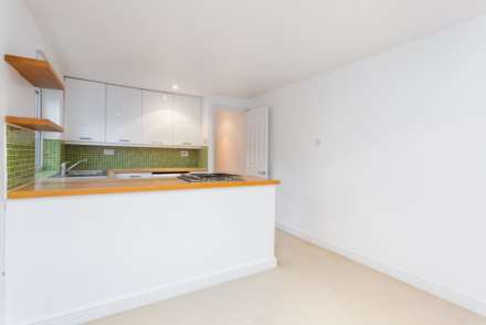 Cobbold Road, Wendell Park, W12, Image 14