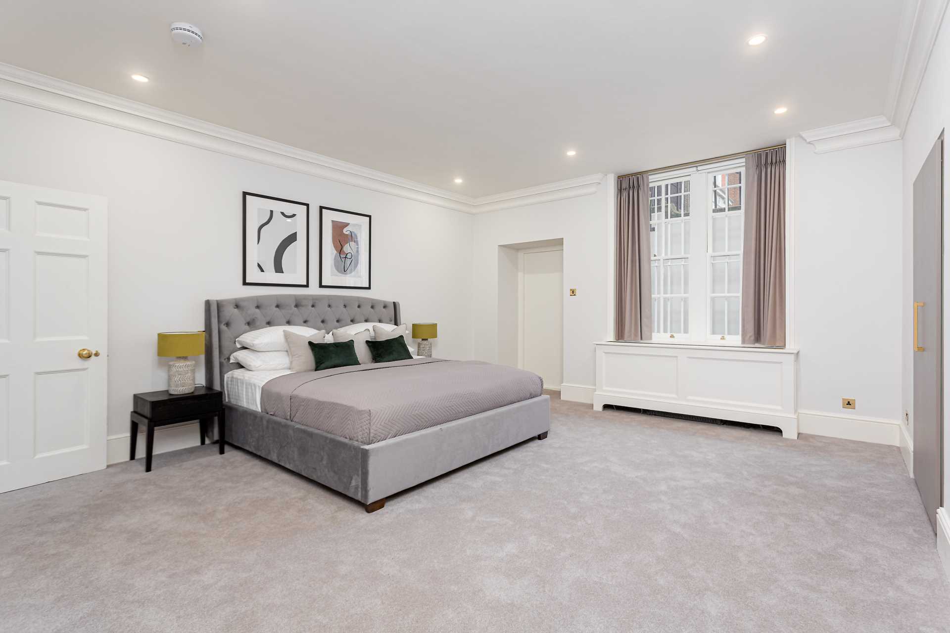 Park Street, Mayfair, W1, Image 25