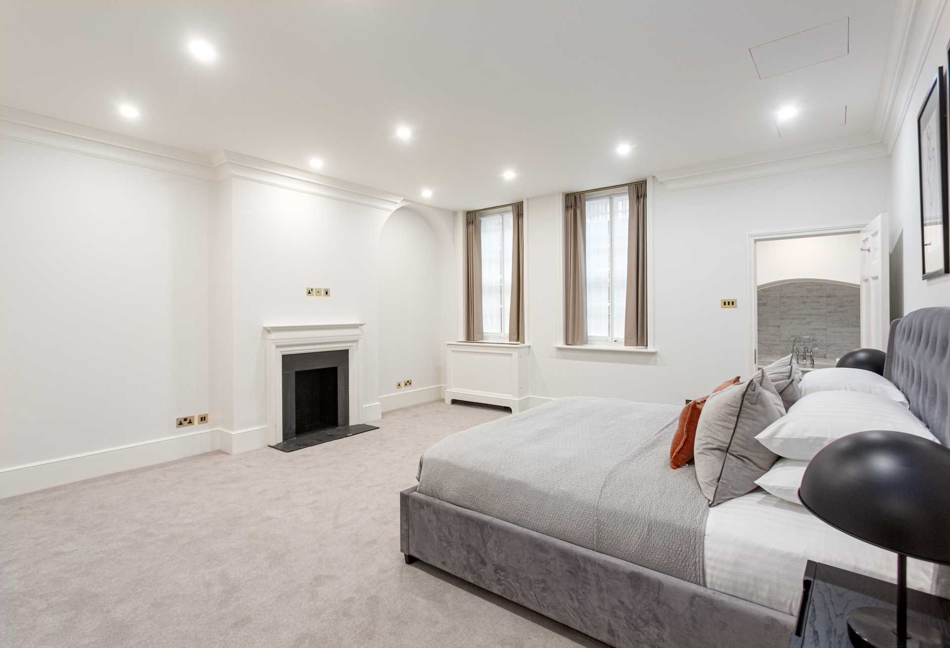 Park Street, Mayfair, W1, Image 26