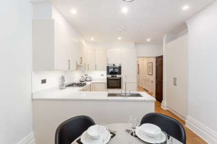 Park Street, Mayfair, W1, Image 15