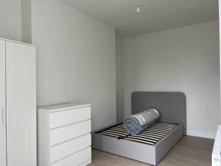 Richmond Way, Shepherds Bush, W12, Image 13