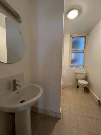 Richmond Way, Shepherds Bush, W12, Image 15