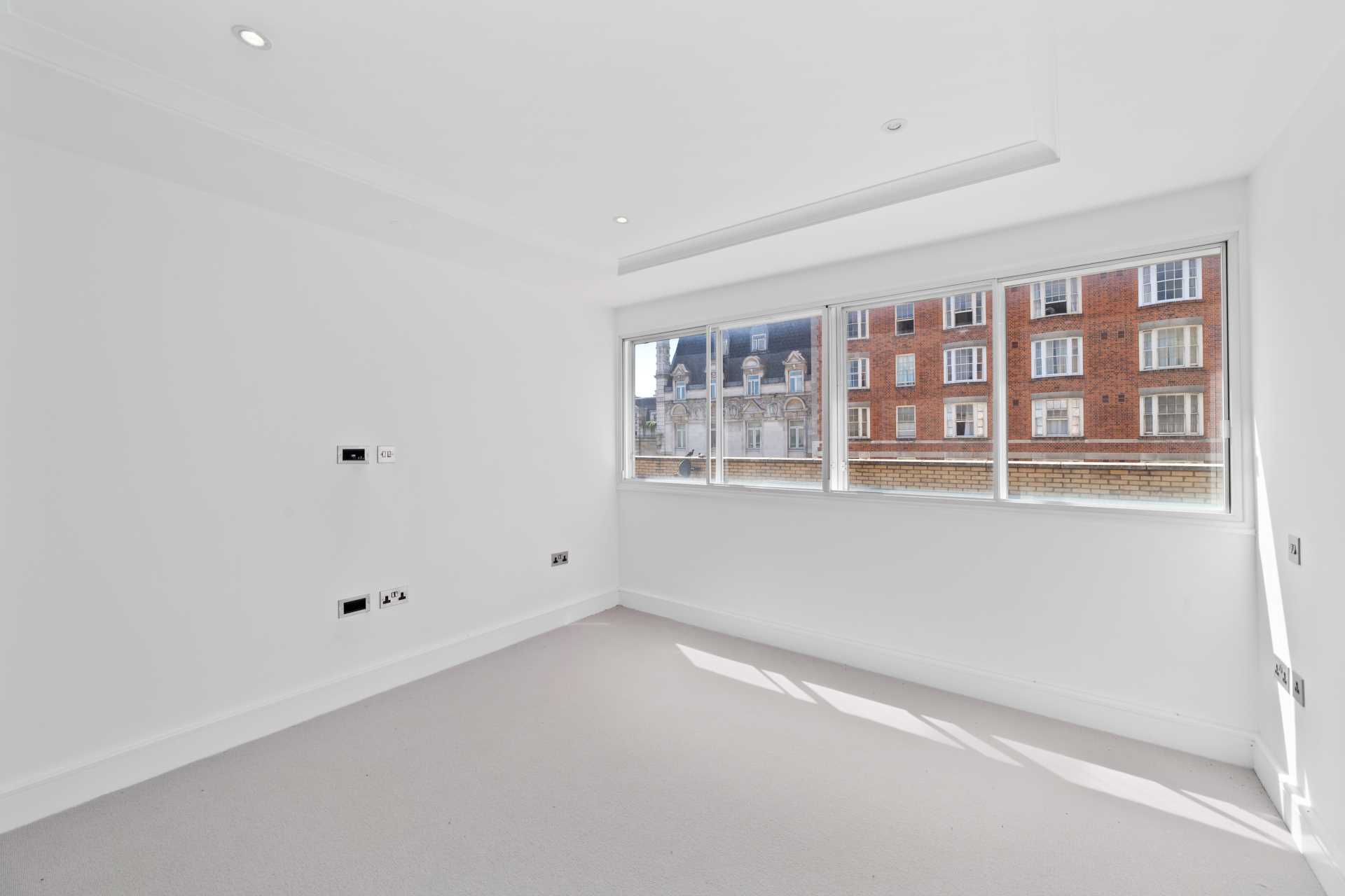 The Colonnades, Porchester Square, W2, Image 13