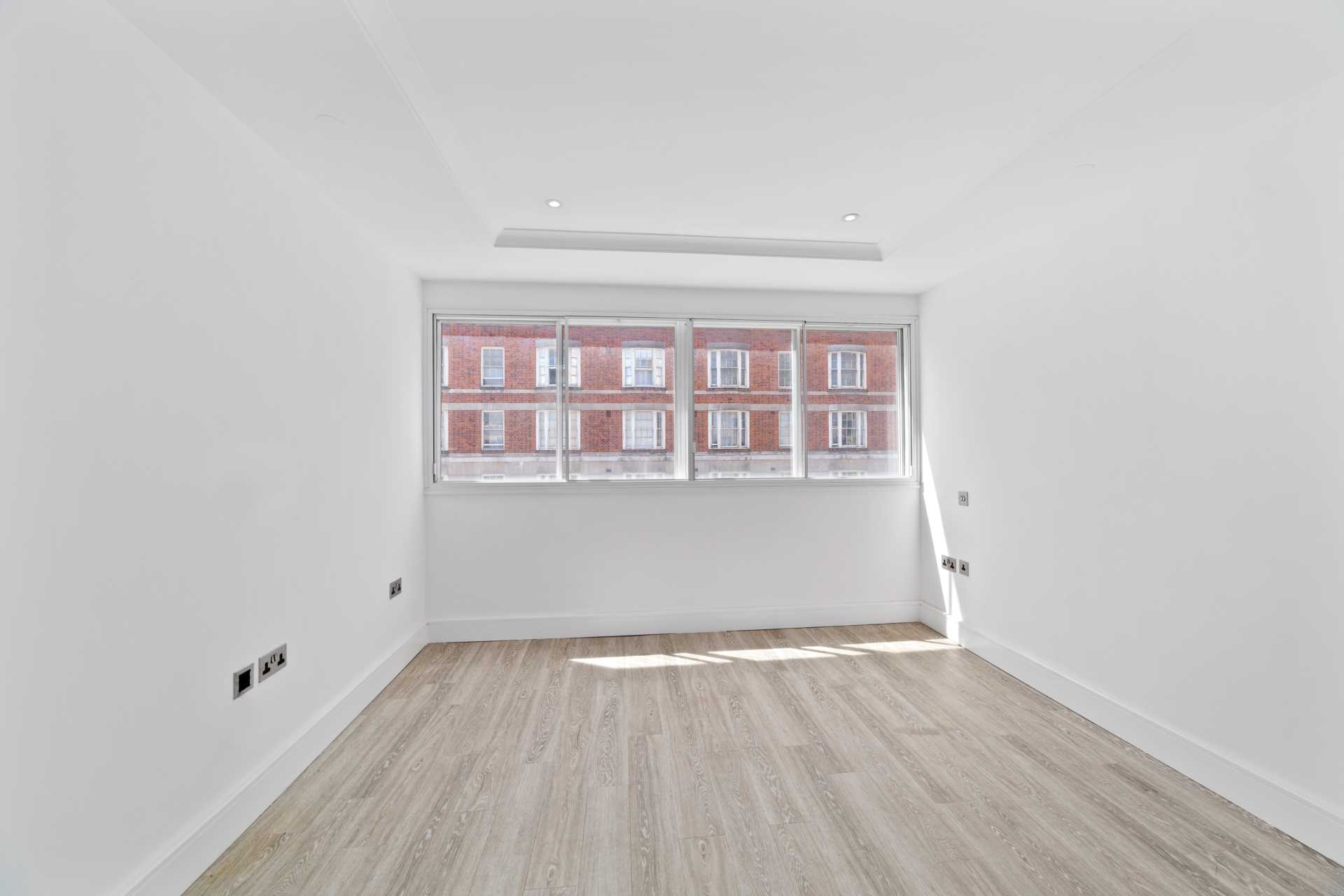 The Colonnades, Porchester Square, W2, Image 7