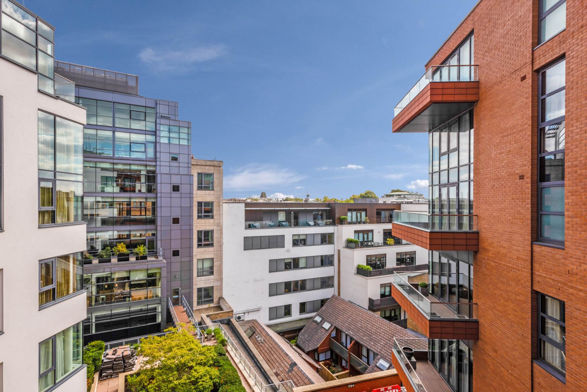 Trevor Square, Knightsbridge, SW7, Image 30