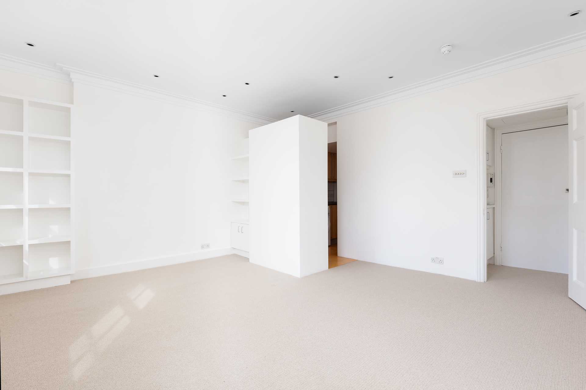Brompton Square, Knightsbridge, SW3, Image 2