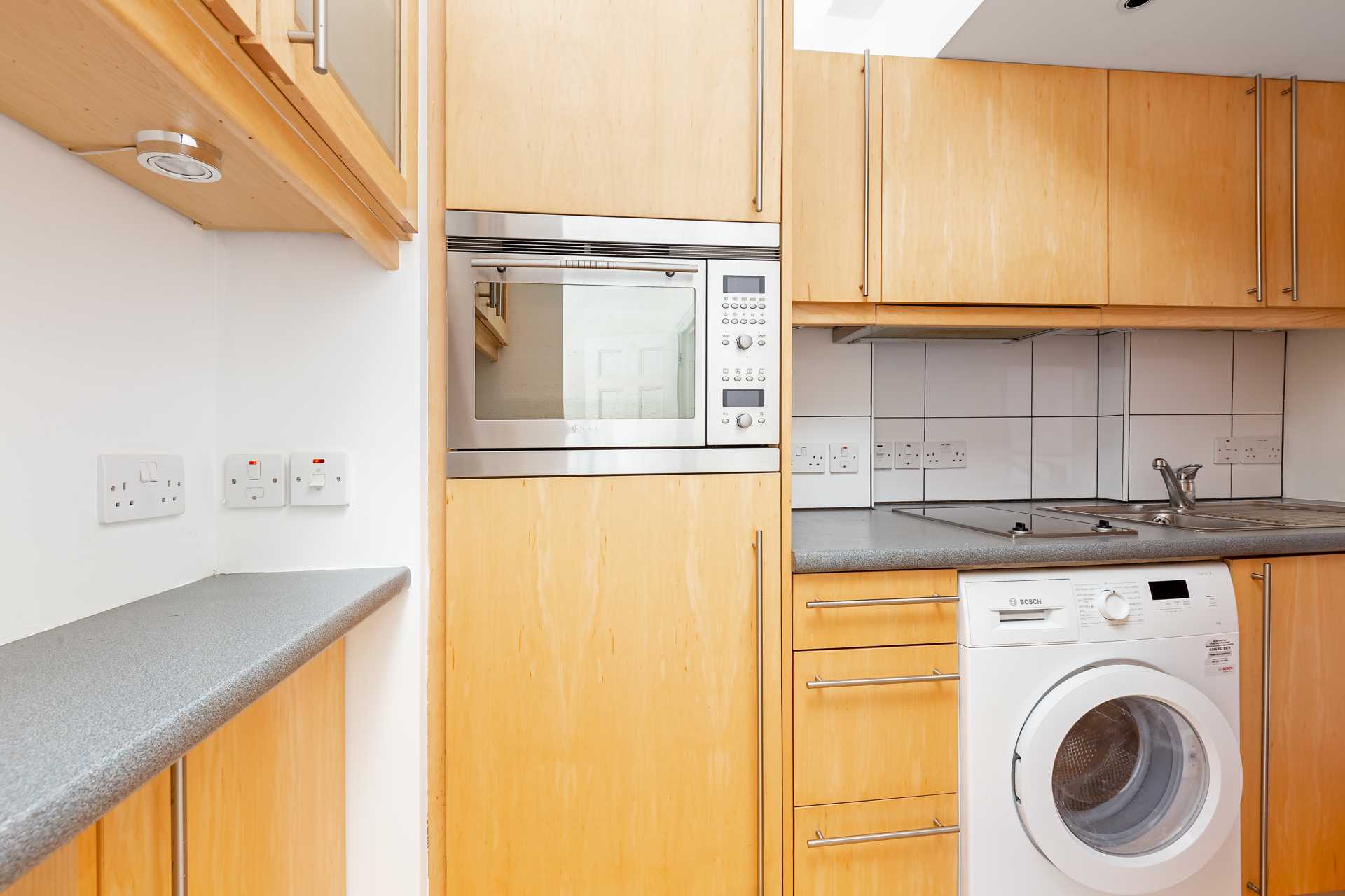 Brompton Square, Knightsbridge, SW3, Image 3