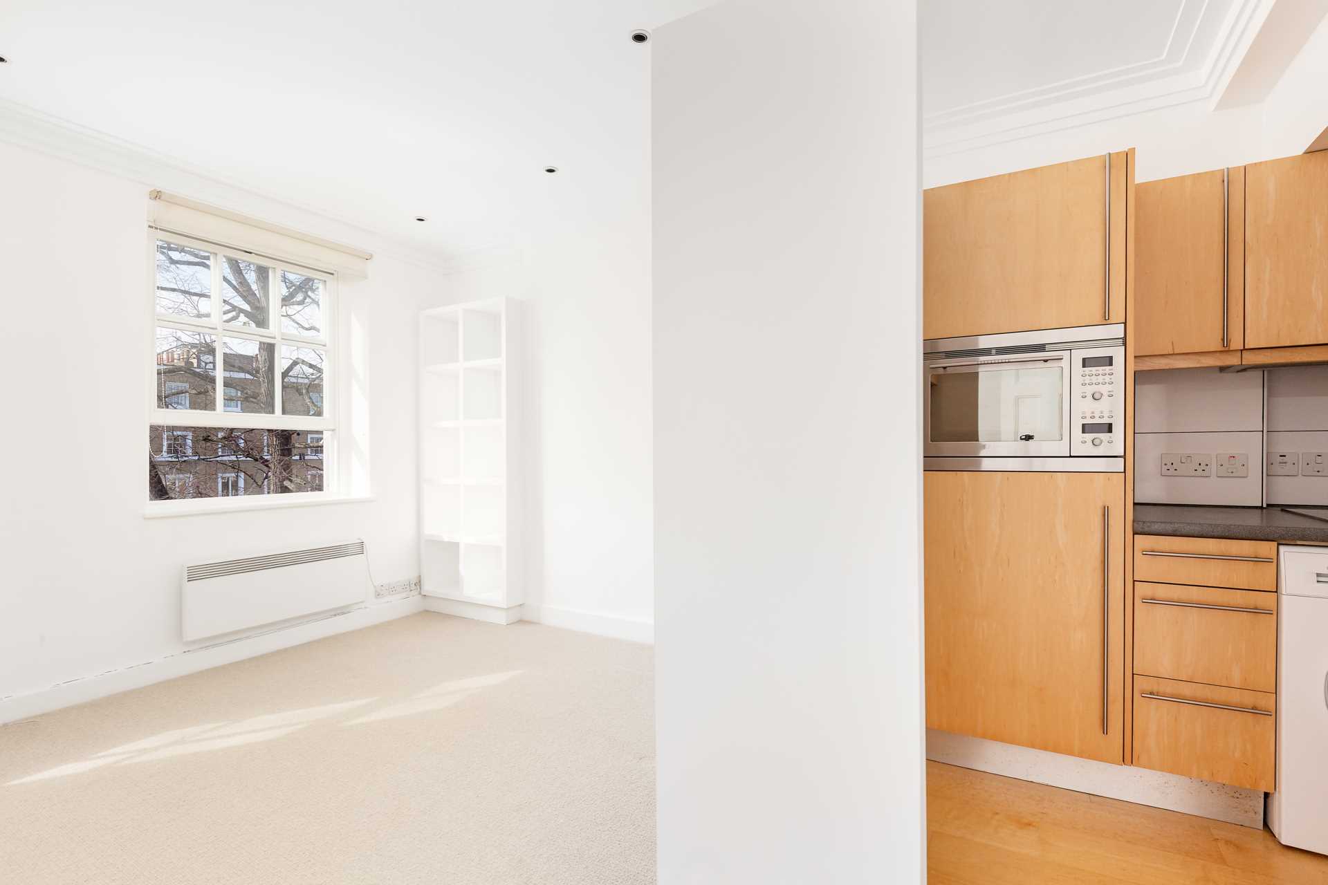 Brompton Square, Knightsbridge, SW3, Image 4