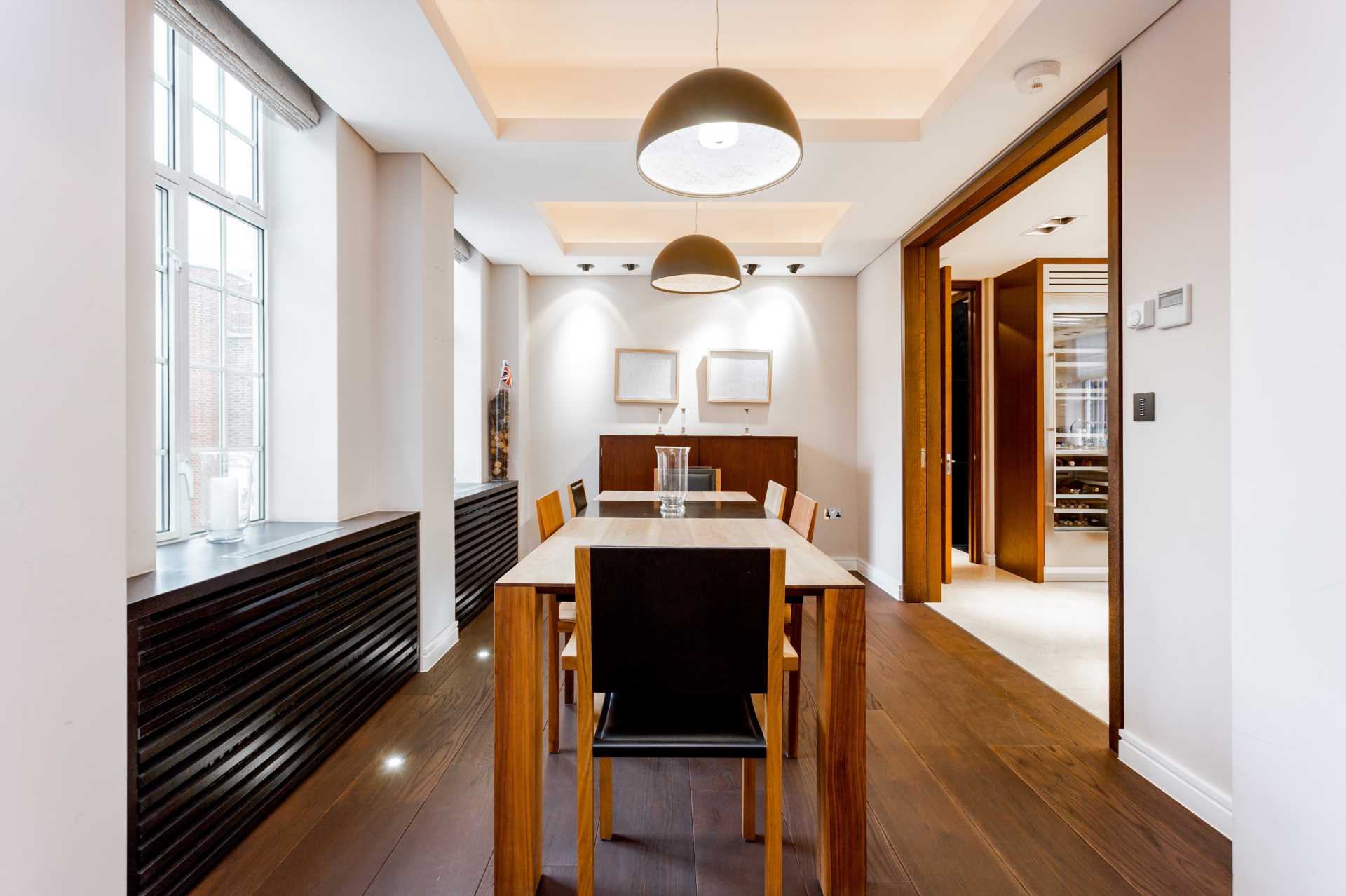 Grosvenor Square, Mayfair, W1, Image 14