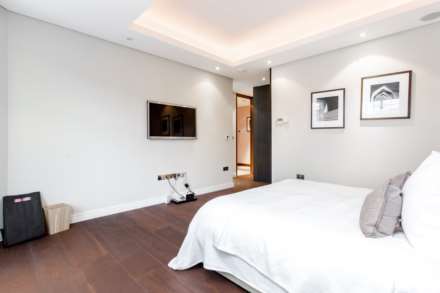 Grosvenor Square, Mayfair, W1, Image 11