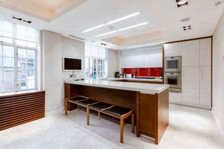 Grosvenor Square, Mayfair, W1, Image 4