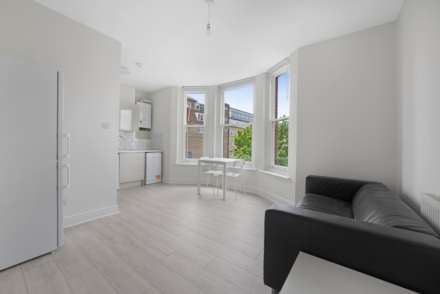 Richmond Way, Shepherds Bush, W12, Image 3