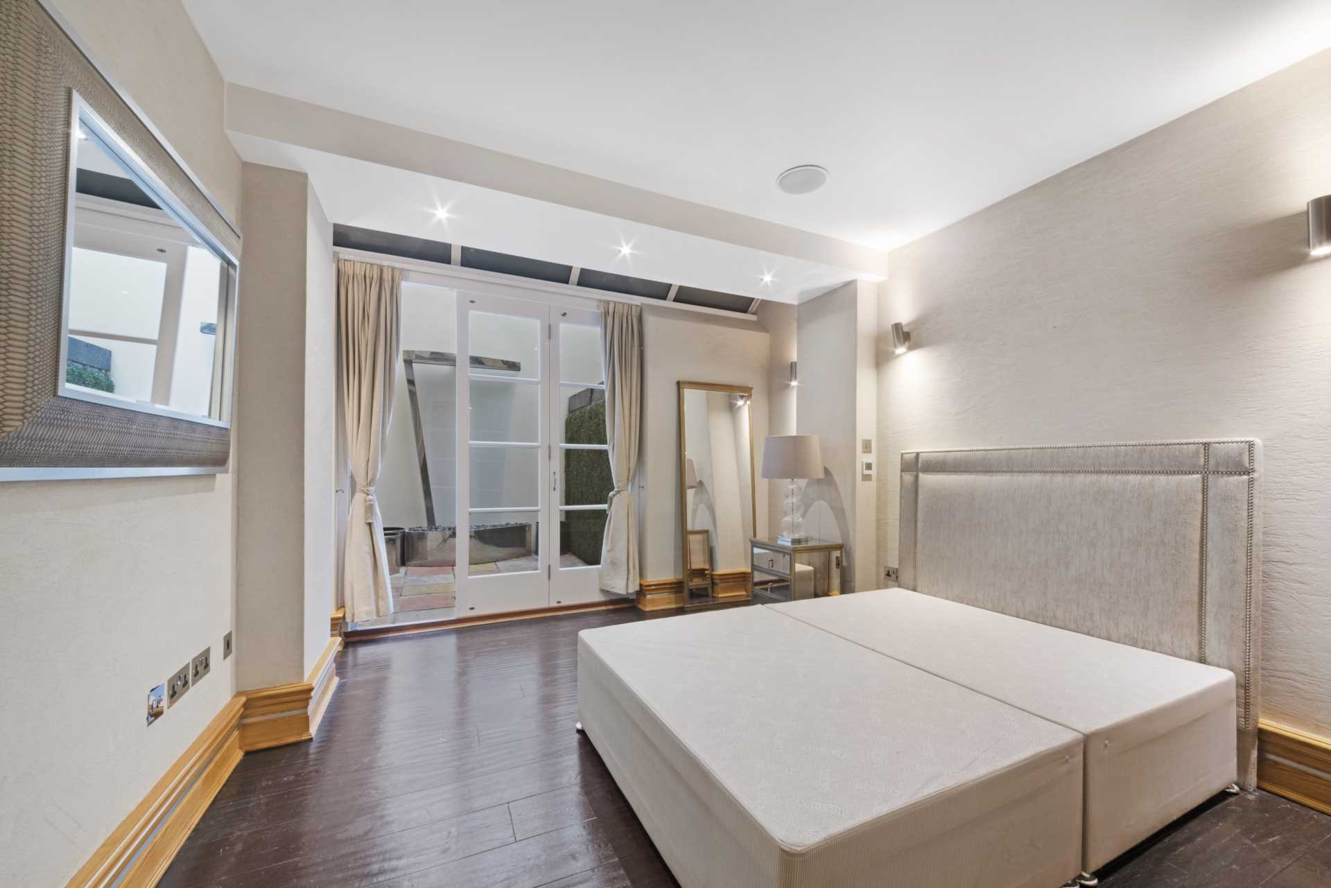 Eaton Place, Belgravia, SW1, Image 19