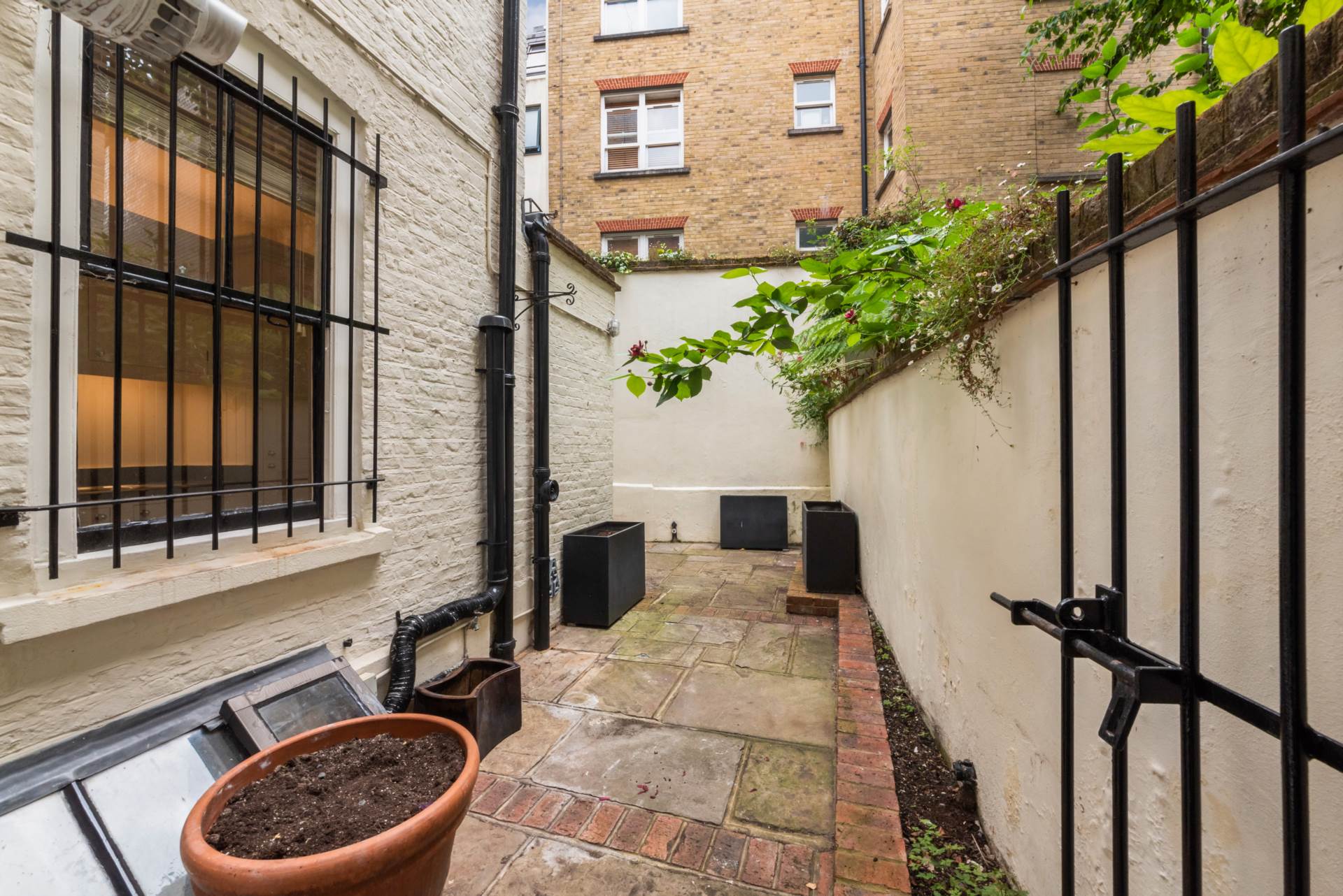 Meard Street, Soho, W1, Image 33