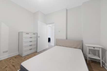 Richmond Way, Shepherds Bush, W12, Image 10