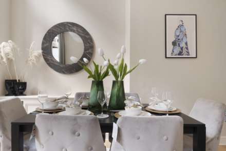 Woods Mews, Mayfair, W1, Image 16