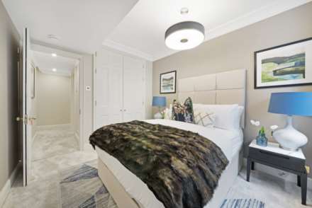 Woods Mews, Mayfair, W1, Image 4