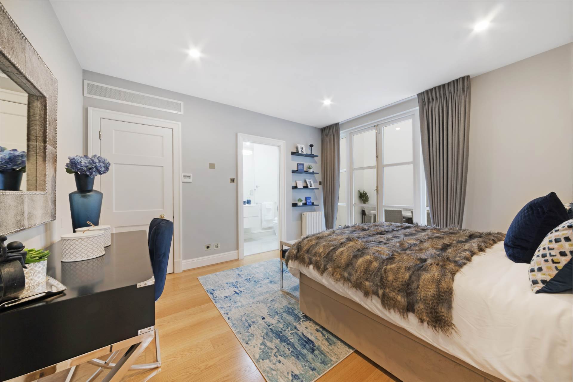 Woods Mews, Mayfair, W1, Image 14