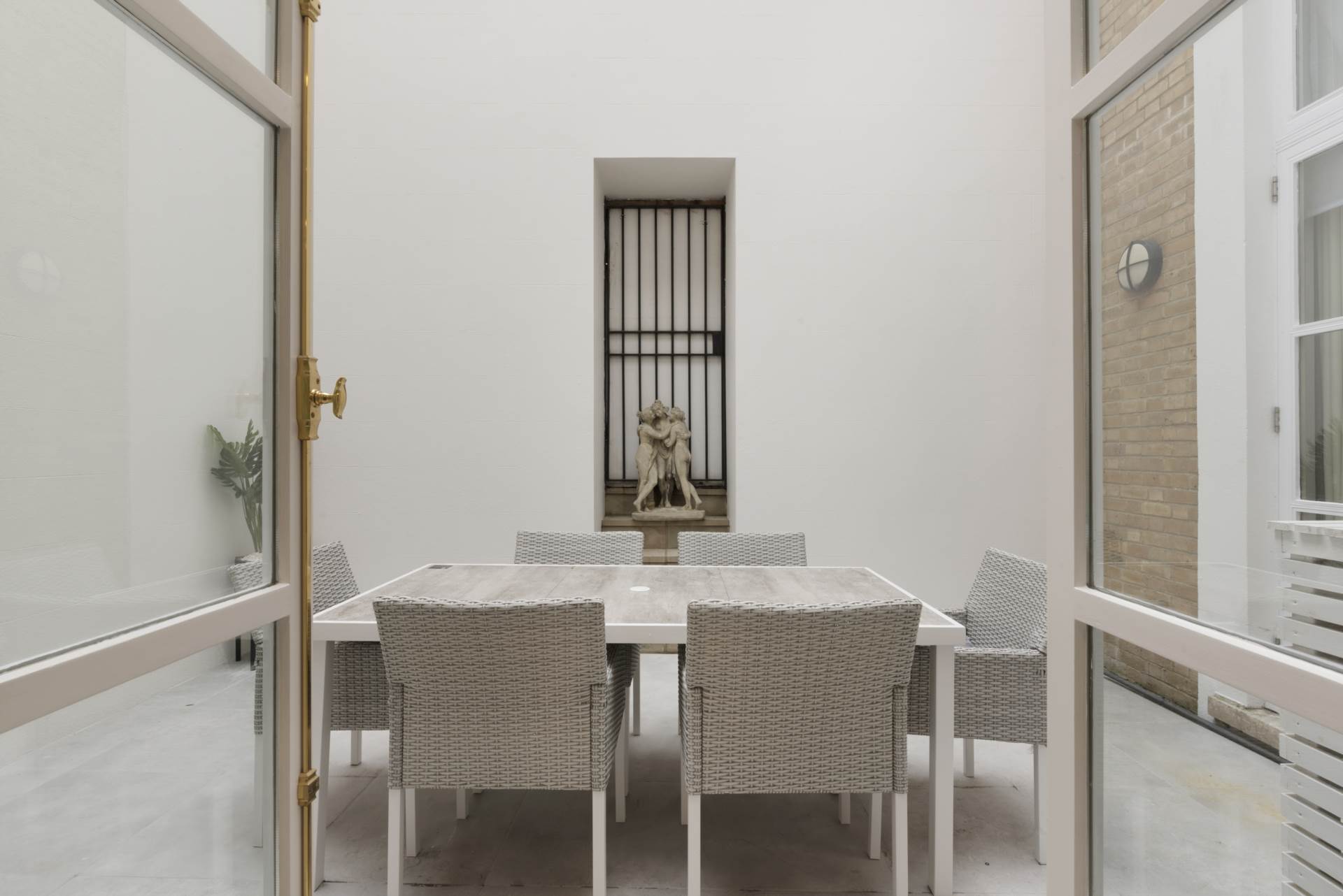 Woods Mews, Mayfair, W1, Image 17