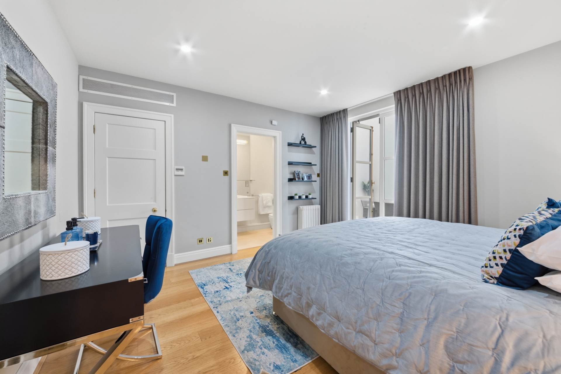 Woods Mews, Mayfair, W1, Image 19