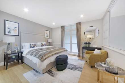 Woods Mews, Mayfair, W1, Image 9