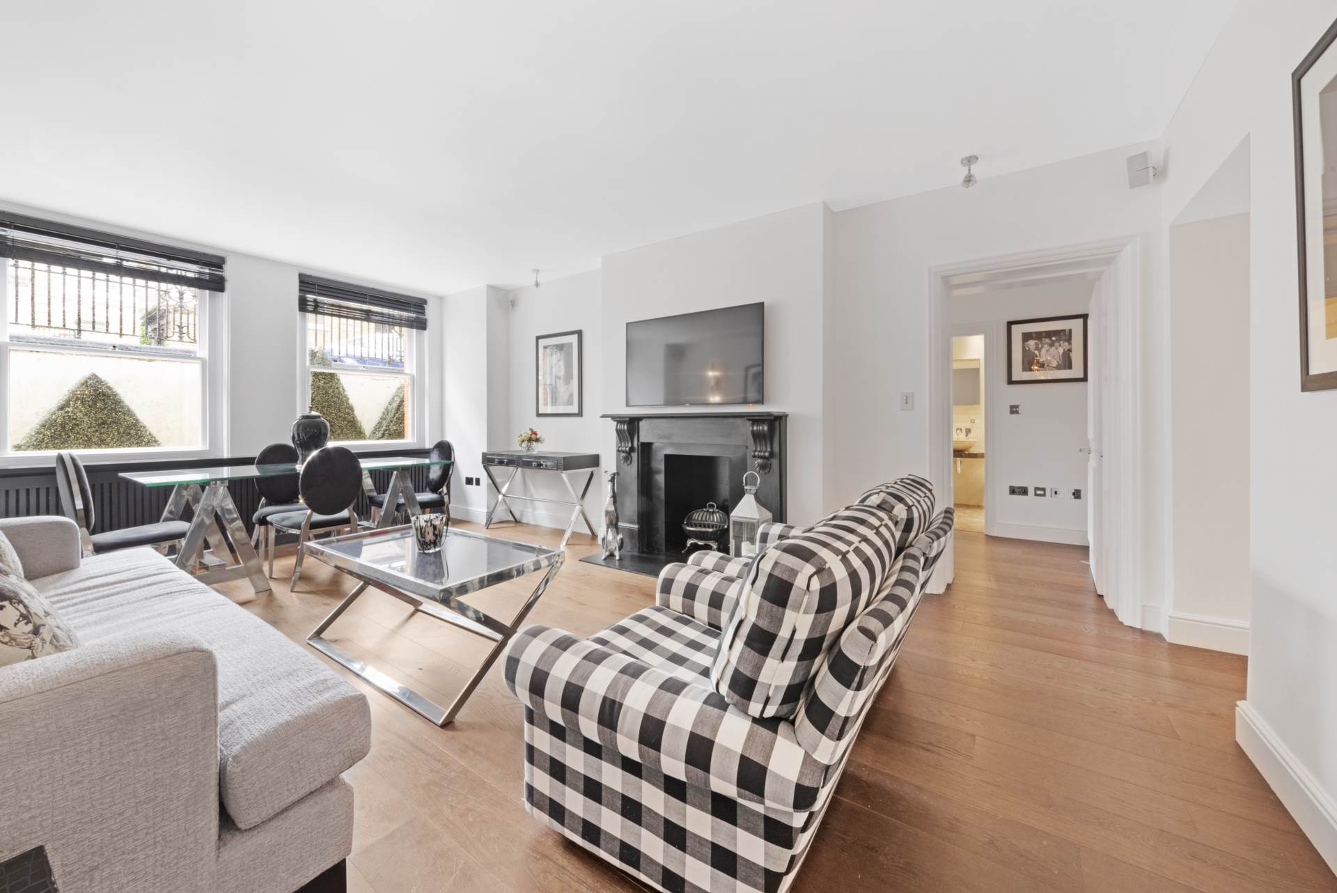 Rutland Court, Rutland Gardens, Knightsbridge, SW7, Image 3