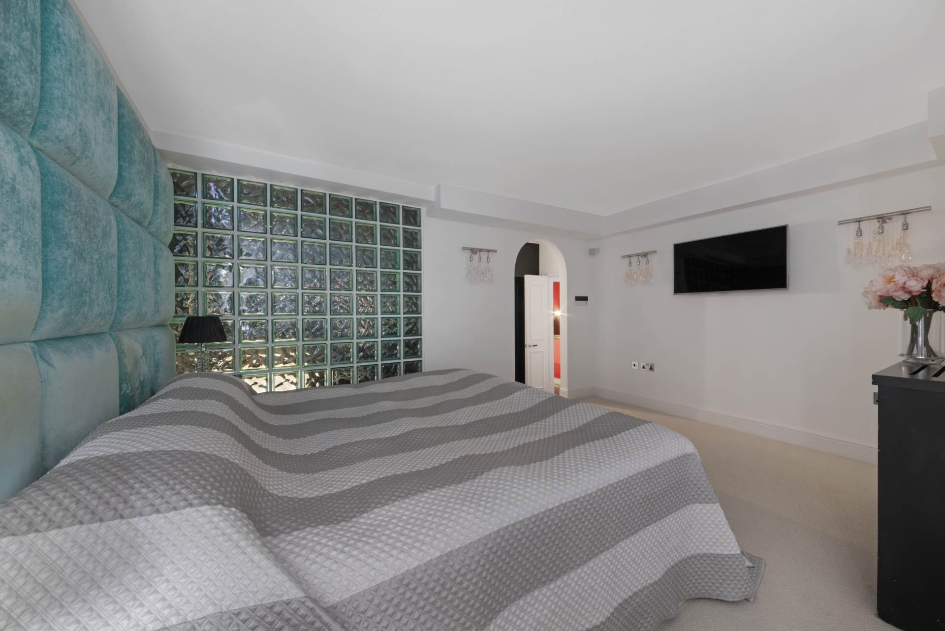 Rutland Court, Rutland Gardens, Knightsbridge, SW7, Image 8