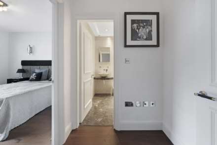 Rutland Court, Rutland Gardens, Knightsbridge, SW7, Image 6