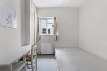 Bolingbroke Grove, Clapham, SW11, Image 10