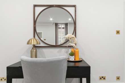 Park Street, Mayfair, W1, Image 20