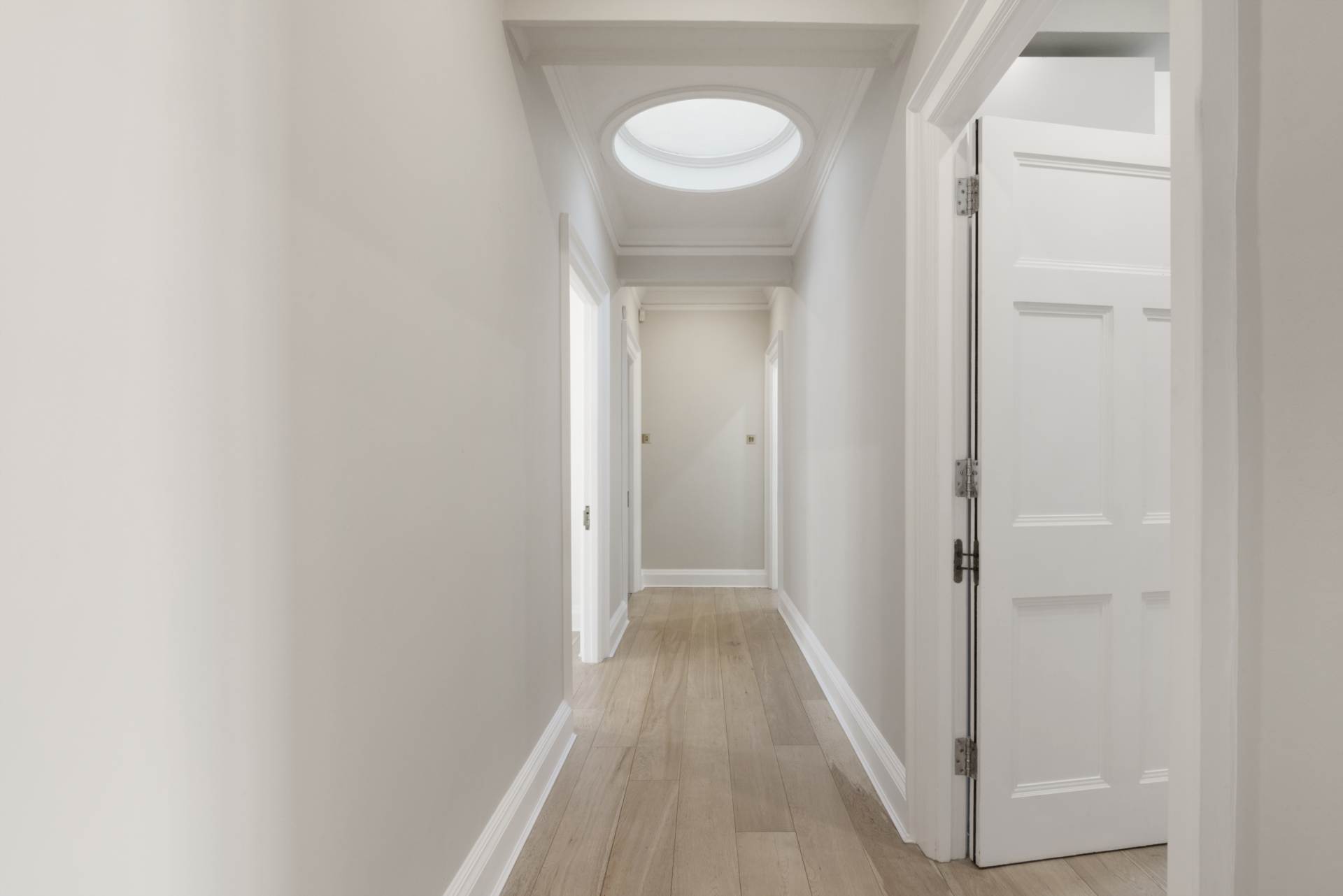 Woods Mews, Mayfair, W1, Image 11