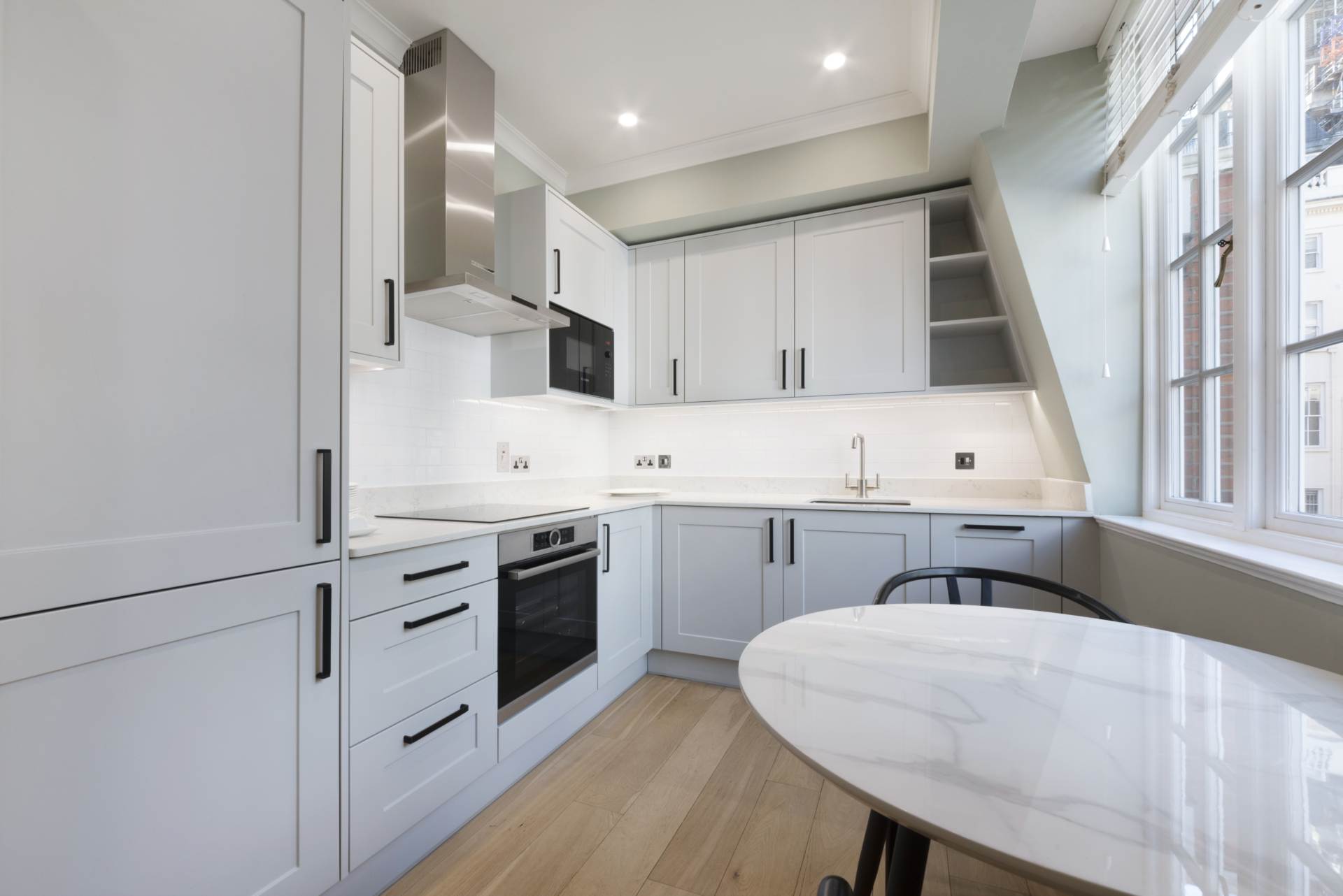Woods Mews, Mayfair, W1, Image 6