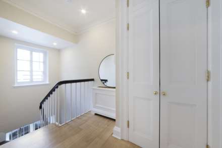 Woods Mews, Mayfair, W1, Image 10