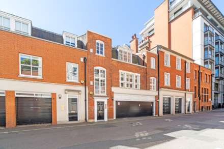 Woods Mews, Mayfair, W1, Image 2