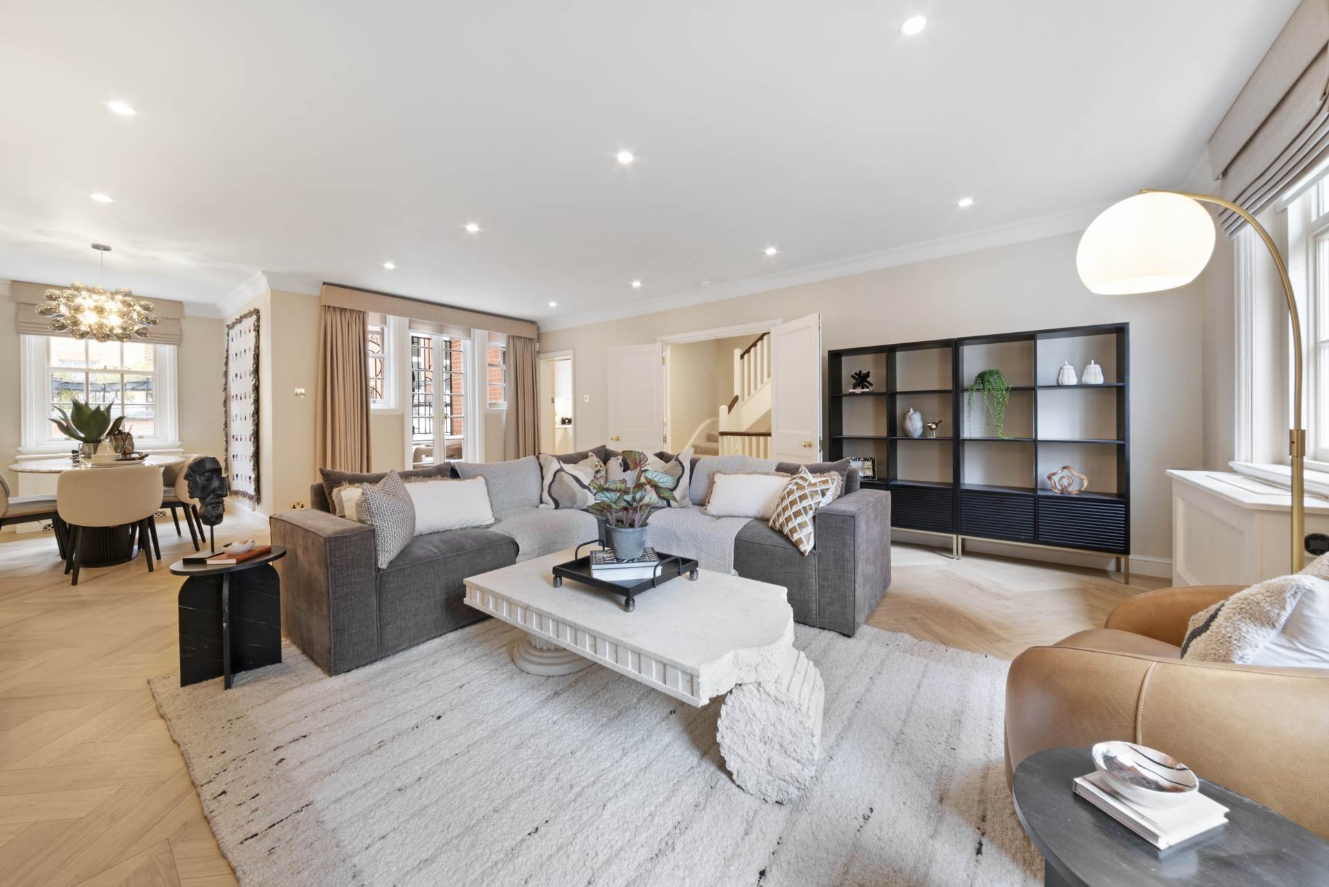 Woods Mews, Mayfair, W1, Image 1
