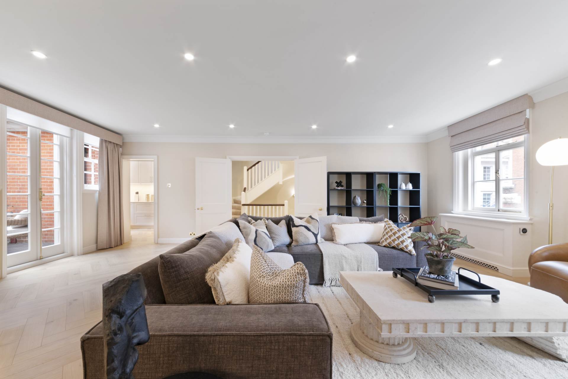 Woods Mews, Mayfair, W1, Image 24