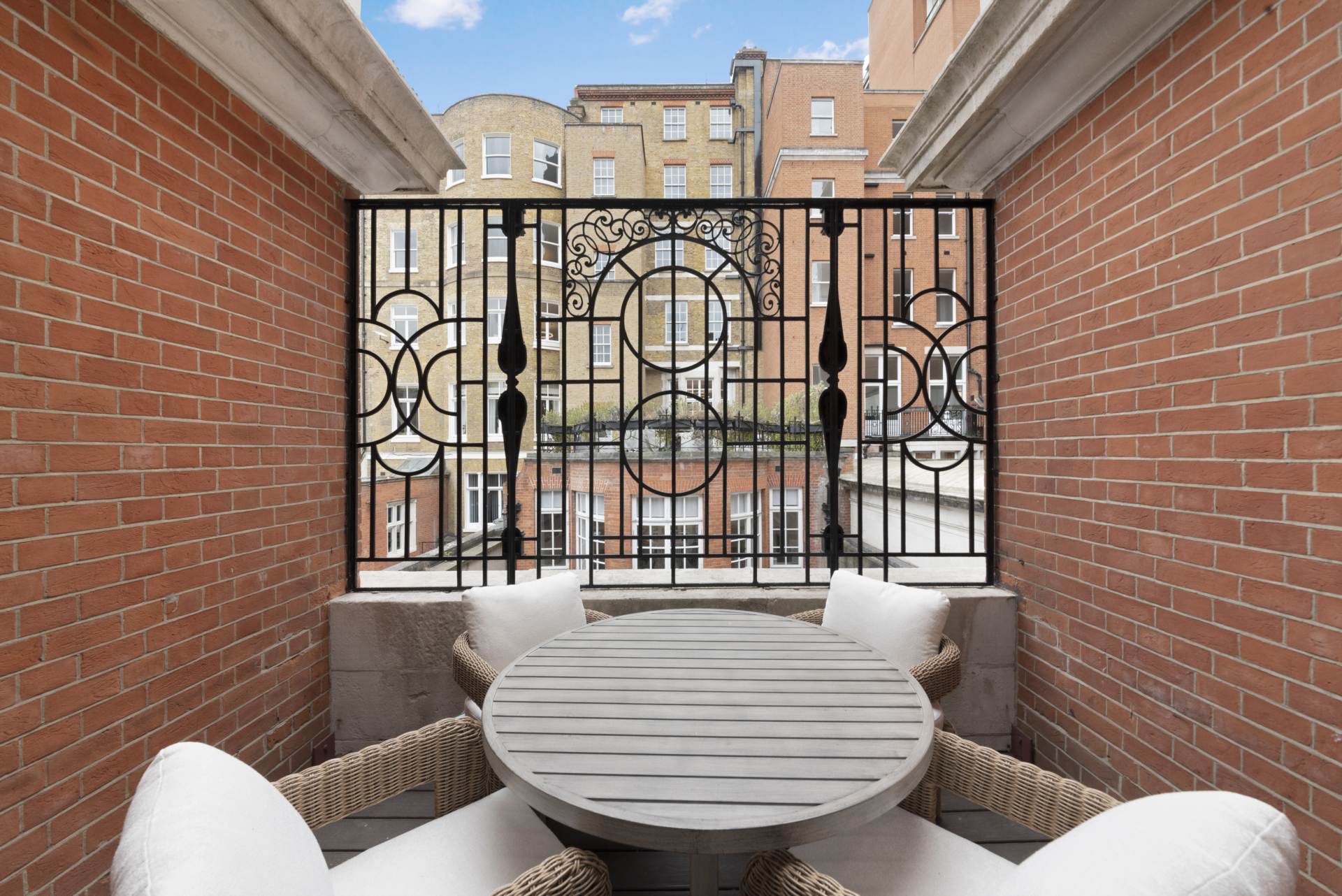 Woods Mews, Mayfair, W1, Image 33