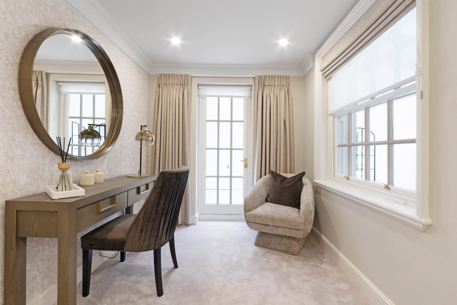 Woods Mews, Mayfair, W1, Image 43