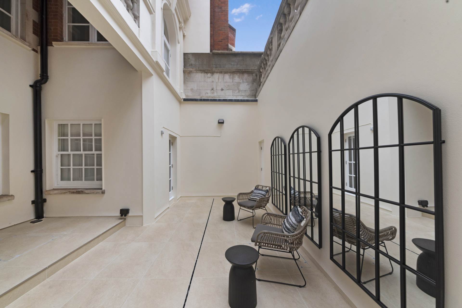 Woods Mews, Mayfair, W1, Image 45