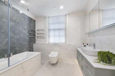 Woods Mews, Mayfair, W1, Image 3