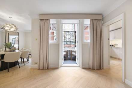 Woods Mews, Mayfair, W1, Image 32