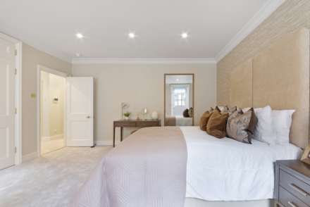 Woods Mews, Mayfair, W1, Image 8