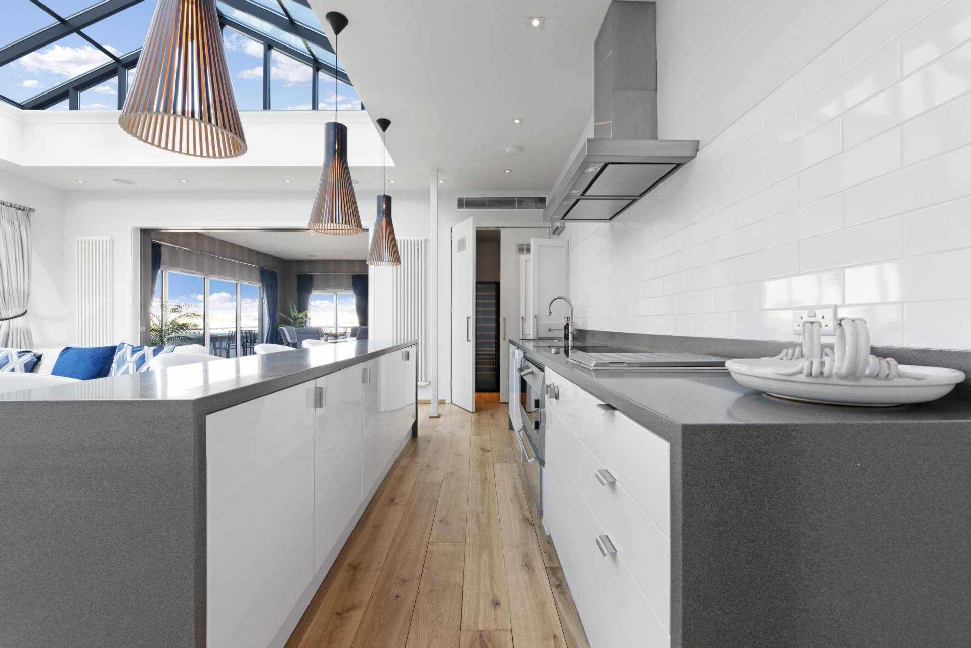 Upper Ground, South Bank, SE1, Image 14