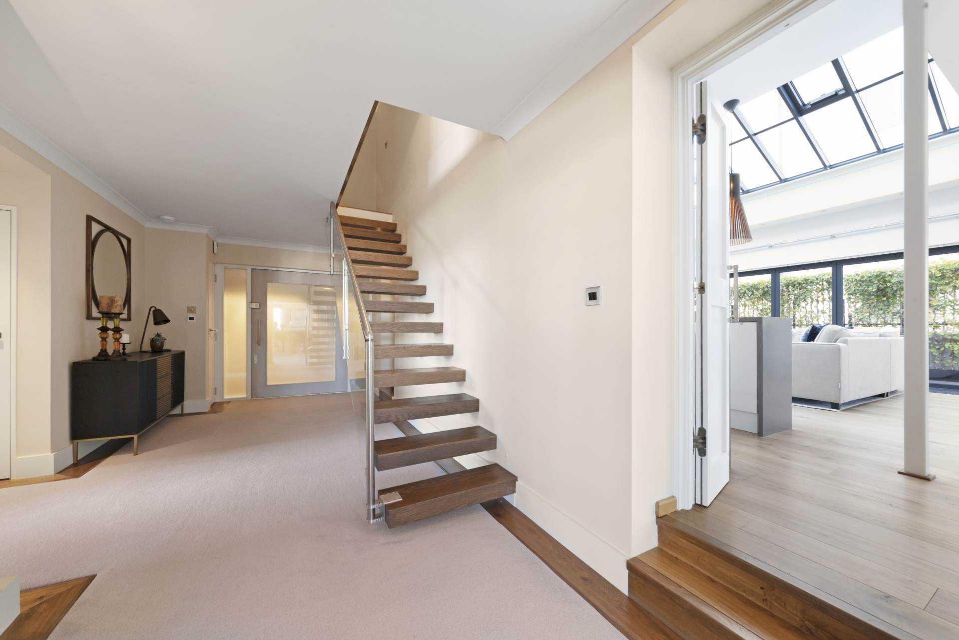 Upper Ground, South Bank, SE1, Image 18