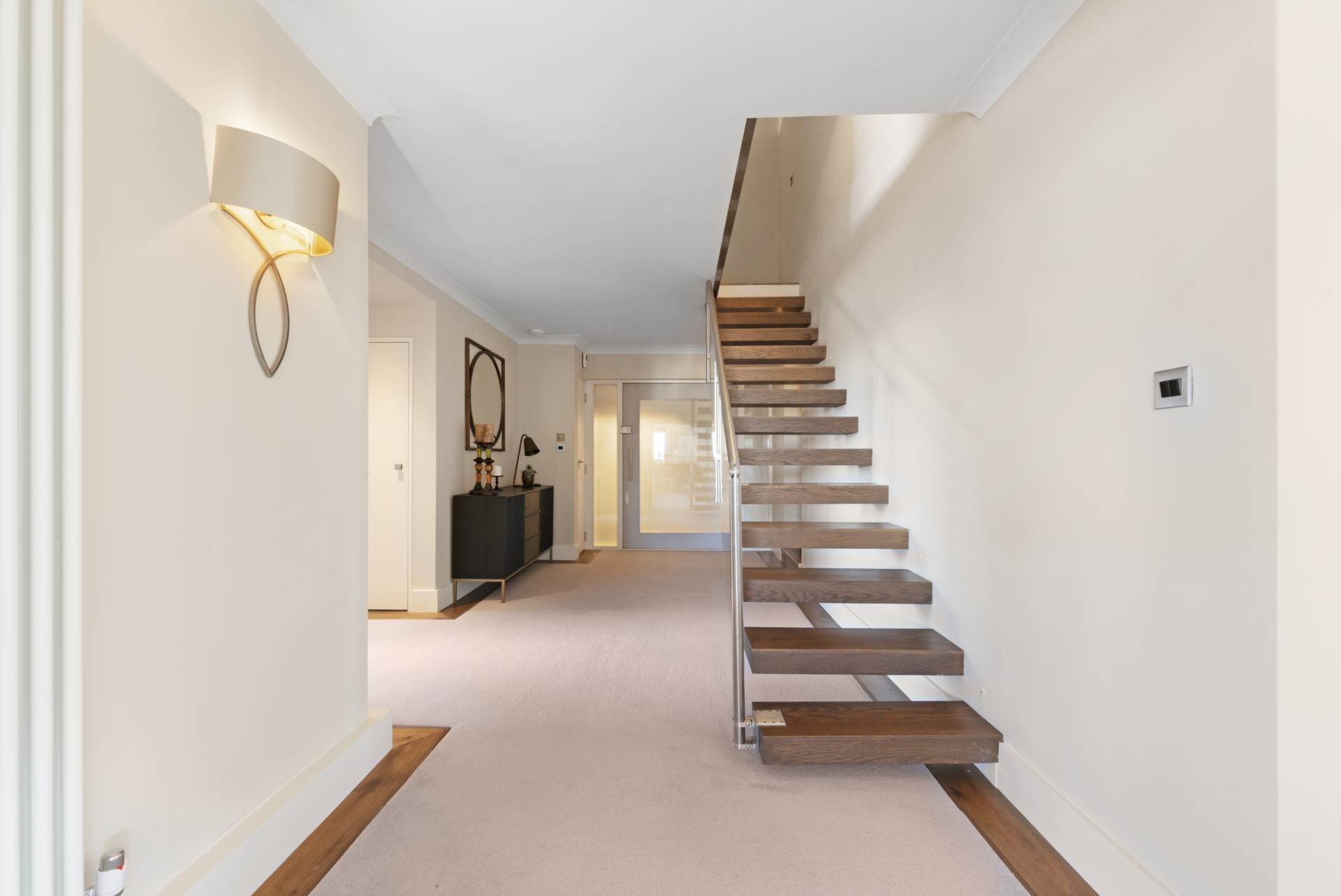 Upper Ground, South Bank, SE1, Image 19