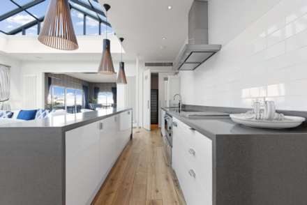 Upper Ground, South Bank, SE1, Image 14