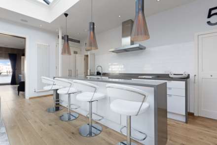 Upper Ground, South Bank, SE1, Image 13
