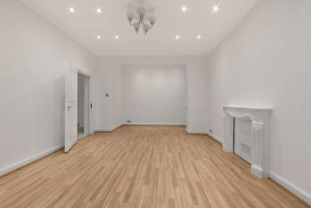 St. Georges Square, Pimlico, SW1, Image 2