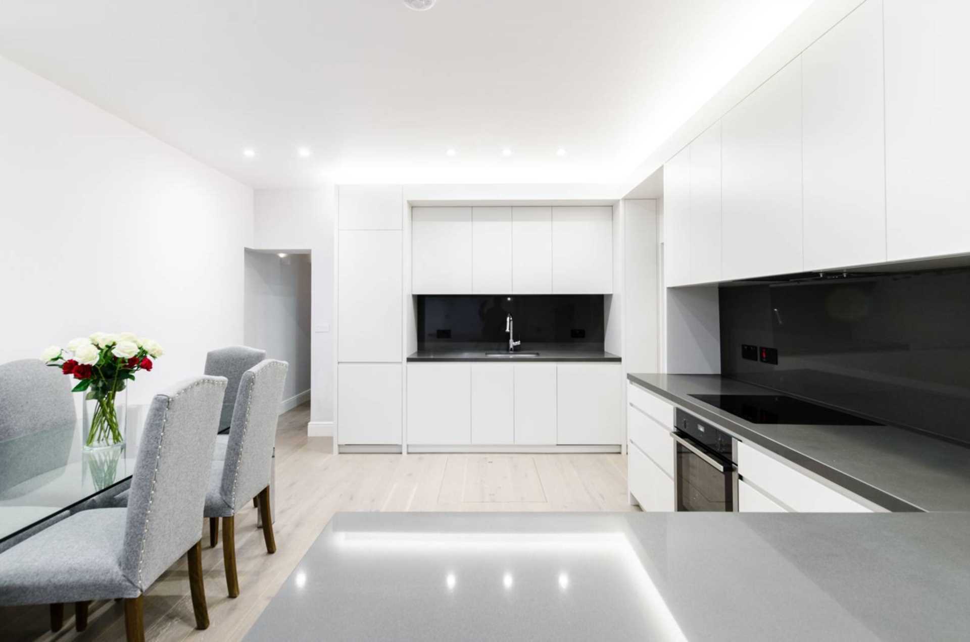 Bryanston Mews East, Marylebone, W1, Image 2